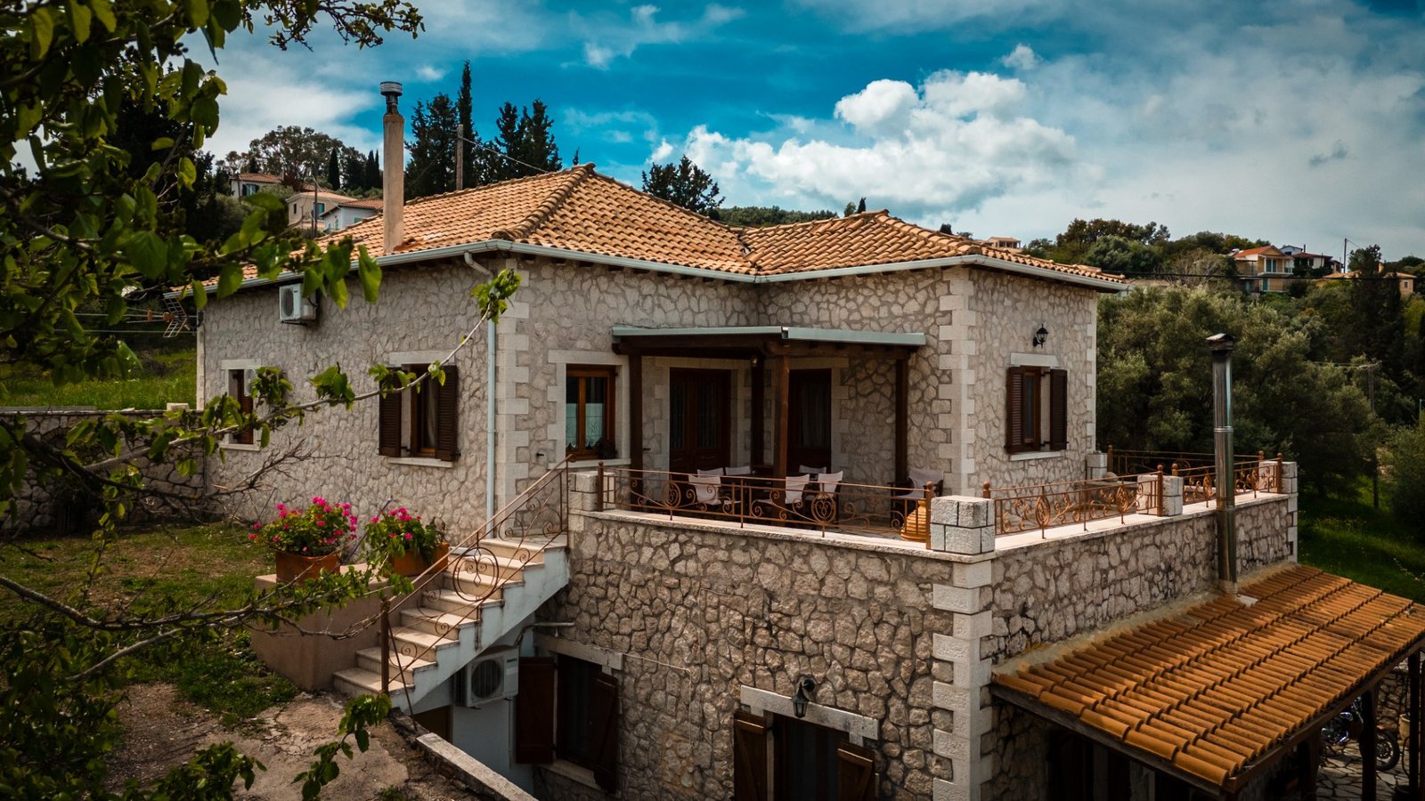 stonehouse (1)