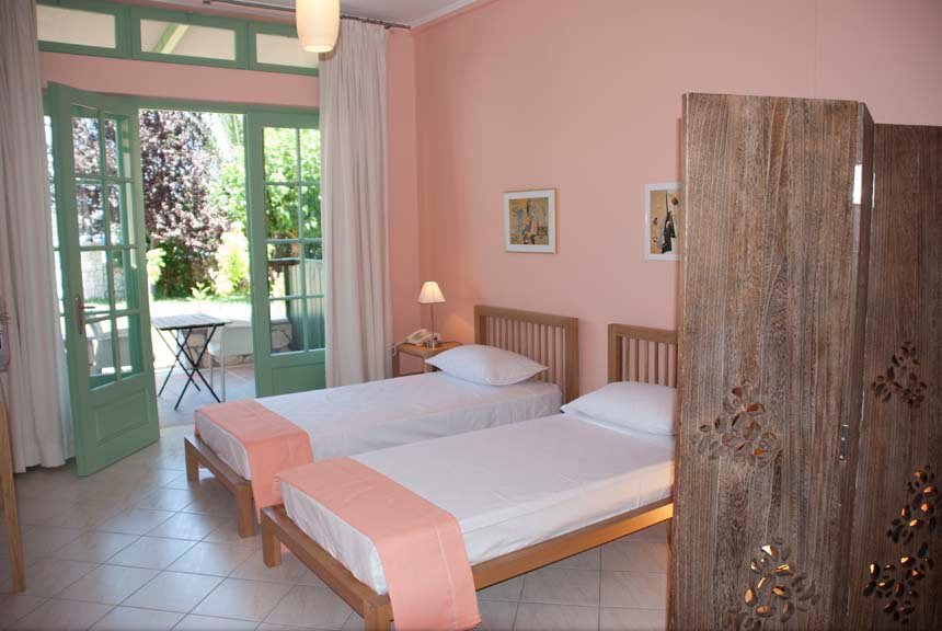 room-2-DSC_0004